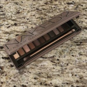Urban Decay Naked 2 Eyeshadow Compact Pallet